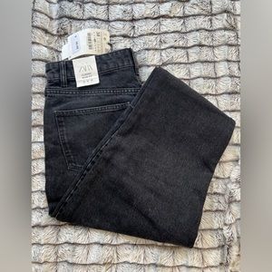 Zara Classic Mom Cut Jeans - Black